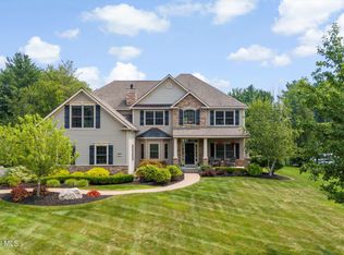 57 Tipperary Way, Ballston Lake, NY 12019