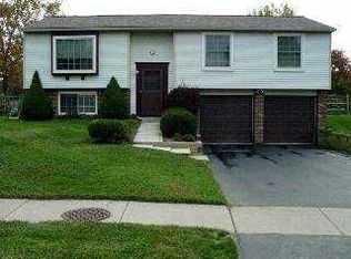 2133 Queensdale Ct, Maumee, OH 43537