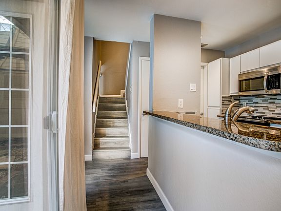 3rd image of 3955 Buena Vista St Unit B
