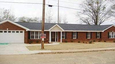 2nd image of 353 Morton Rd