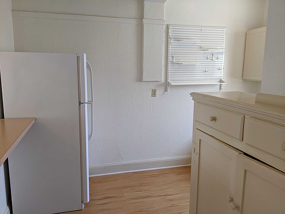 5th image of 1770 Lombard St APT 301