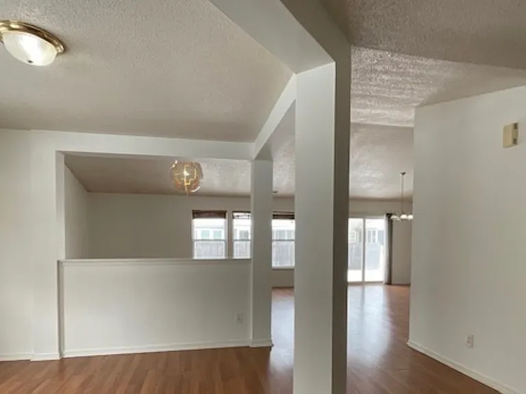 10056 Clear Creek Cir — Photo 6