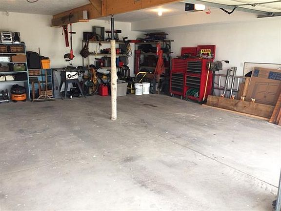 3rd image of 3576 Meadowlark Ln