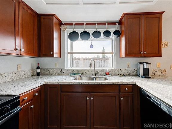 2nd image of 2123 Fiori Dr