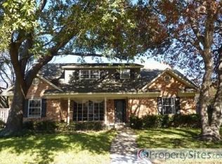10129 Ivygate Cir, Dallas, TX 75238