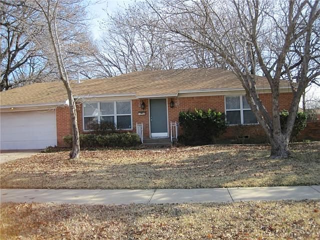 1st image of 1924 Hilltop Dr