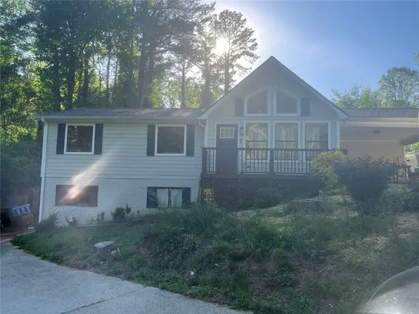 4943 Apple Valley Rd, Douglasville, GA 30135