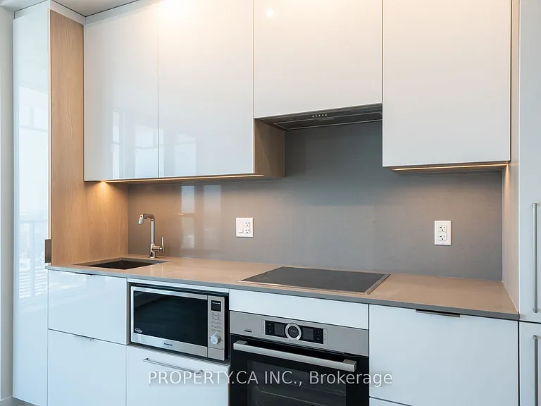 28 Freeland St #5108 — Photo 6