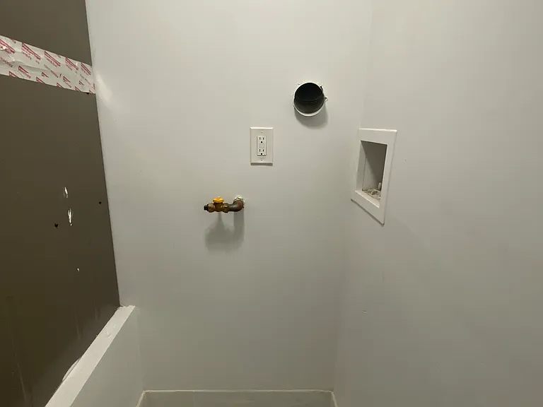 32 Dickerson St #1 — Photo 10