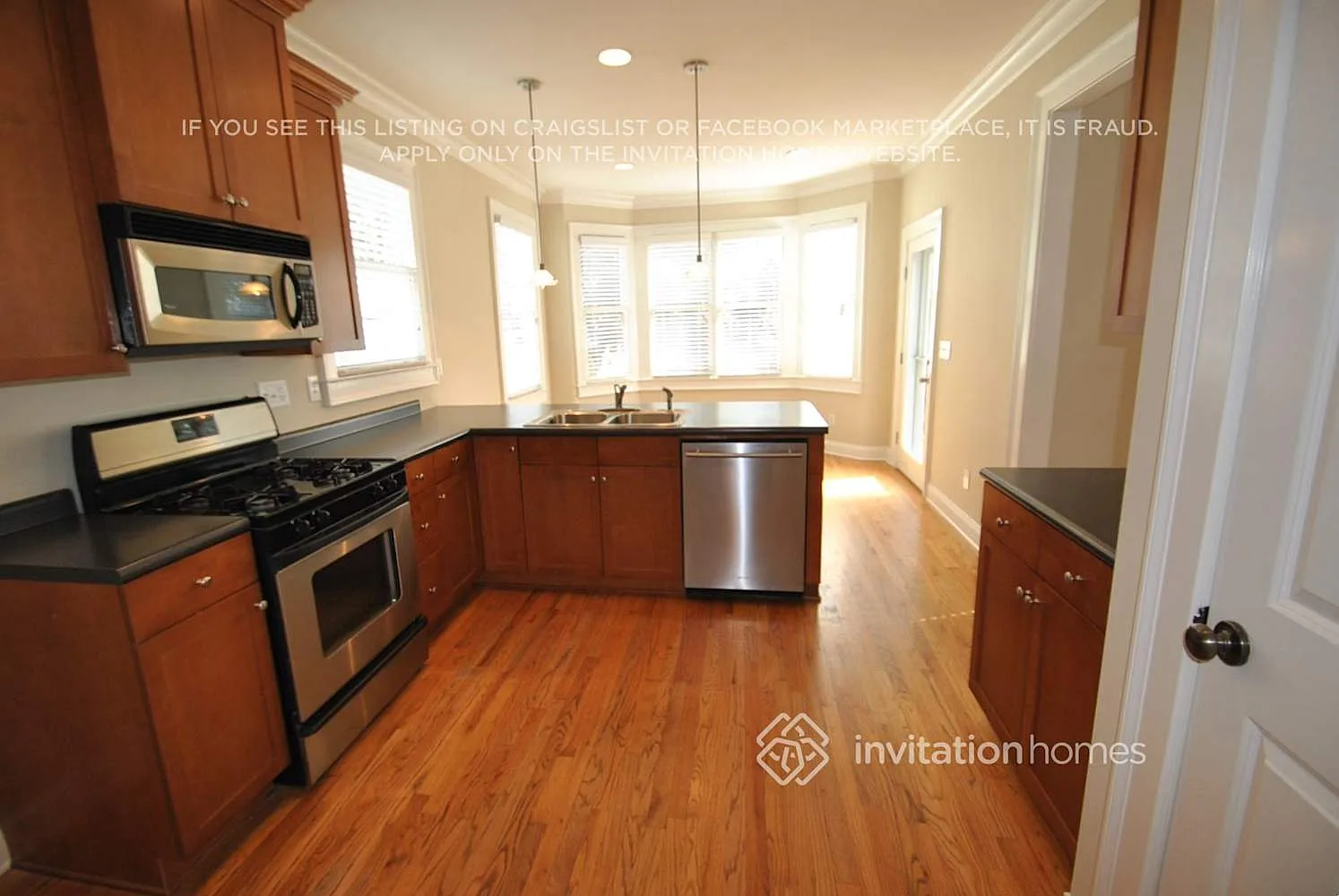 1560 Carter Rd Decatur, GA 30032 — Photo 3