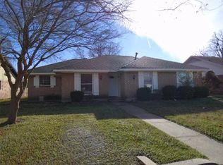 7110 Ridgeview Dr, Rowlett, TX 75089