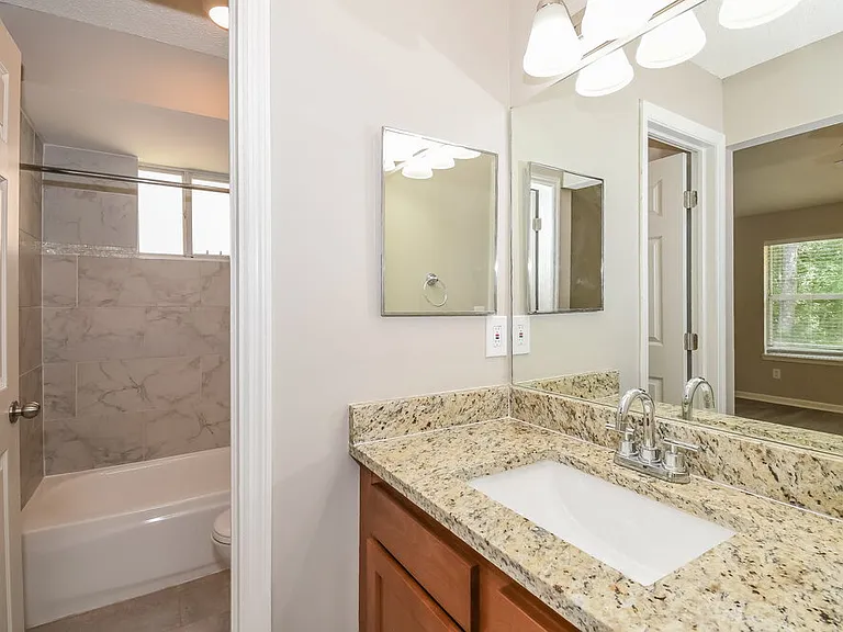 282 Aquarius Cir W — Photo 12