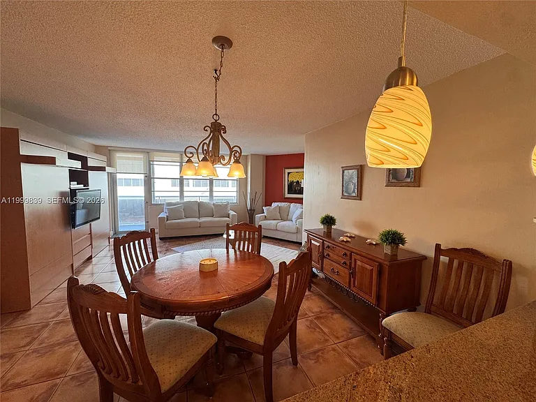 3725 S Ocean Dr #421 — Photo 10