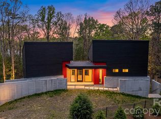 386 Squirrel Ln, Clover, SC 29710