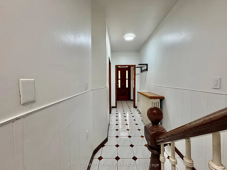 36 Mitchell Ave — Photo 5