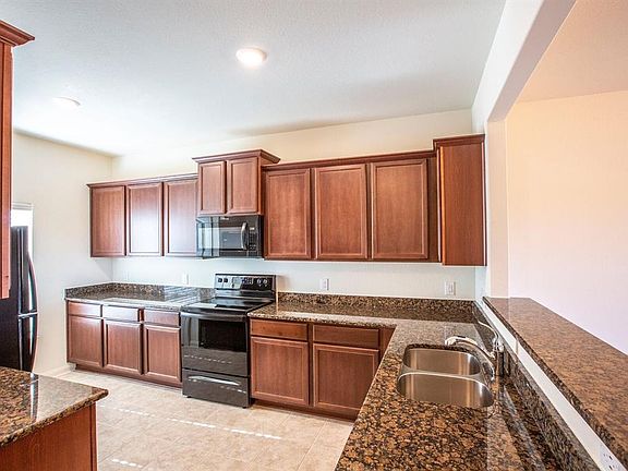3rd image of 180 Emma Rose Dr