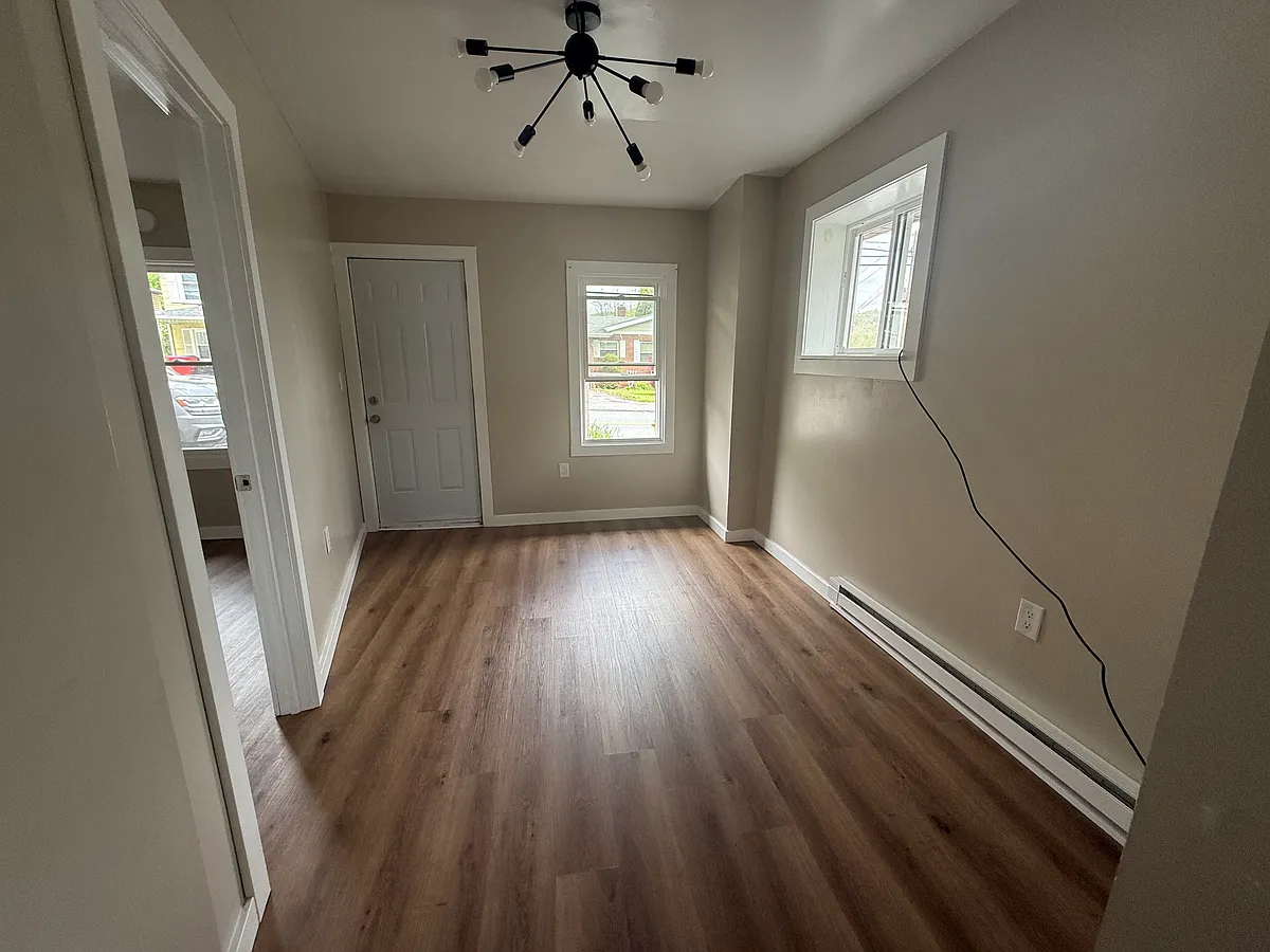 Building Photo - 178 Belmont St #1