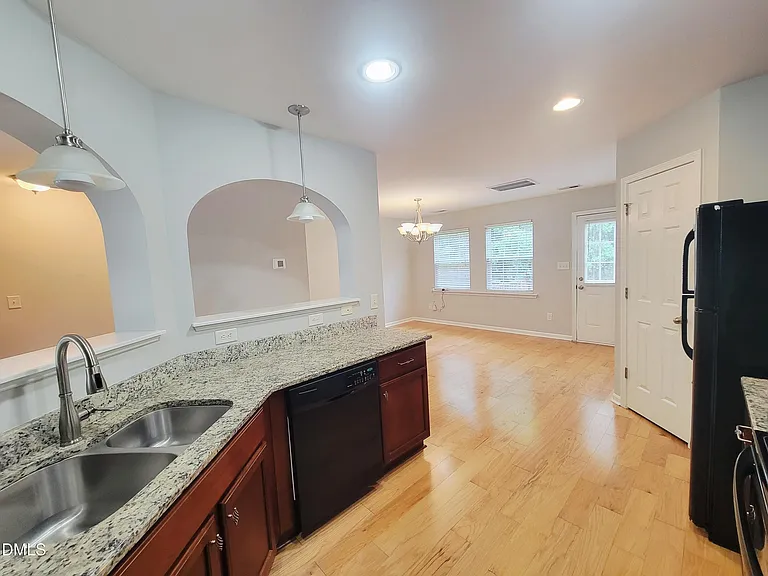 8827 Thornton Town Pl — Photo 26