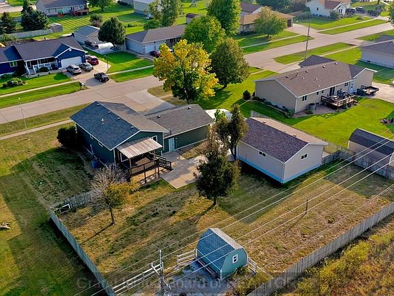4th image of 4134 Driftwood Dr