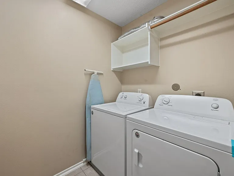 8714 Thistlemoor Ln — Photo 14