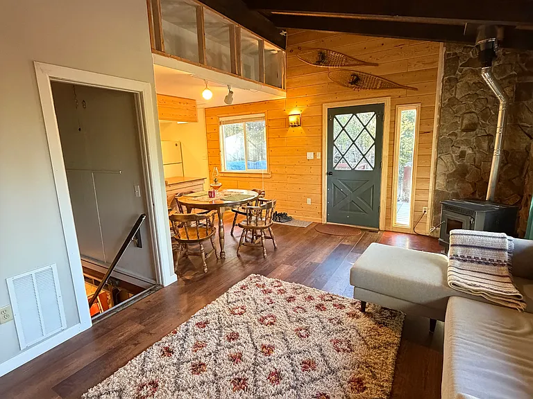550 Peak View Dr — Photo 10