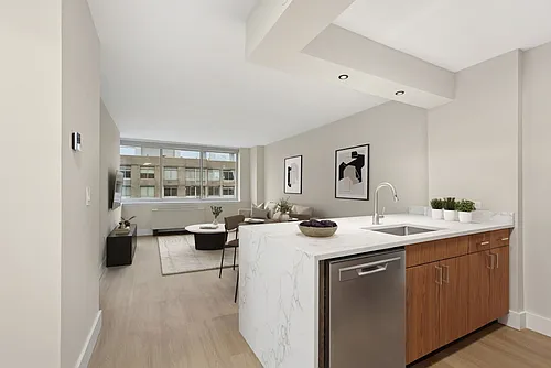 776 6th Ave #32I Photo 1