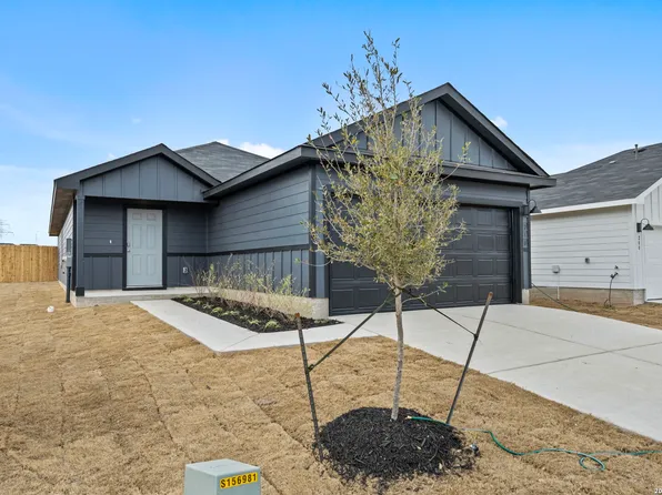 210 Langston Dr, Maxwell, TX 78640