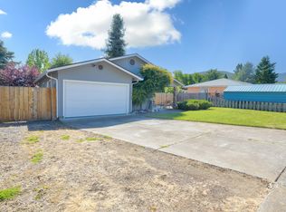 539 James St, Talent, OR 97540