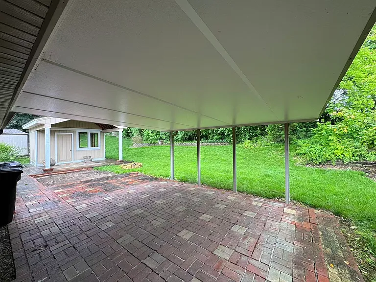 5949 Hollyhill Ct — Photo 14