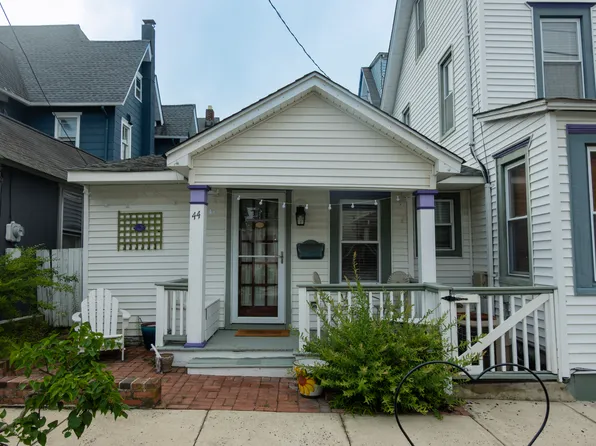 44 Benson Ave, Ocean Grove, NJ 07756