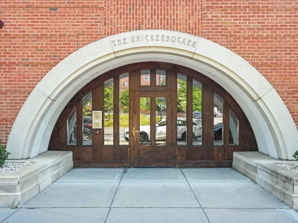 1601 Beacon St APT 302, Brookline, MA 02446