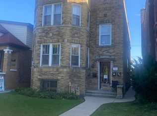 5525 W Melrose St, Chicago, IL