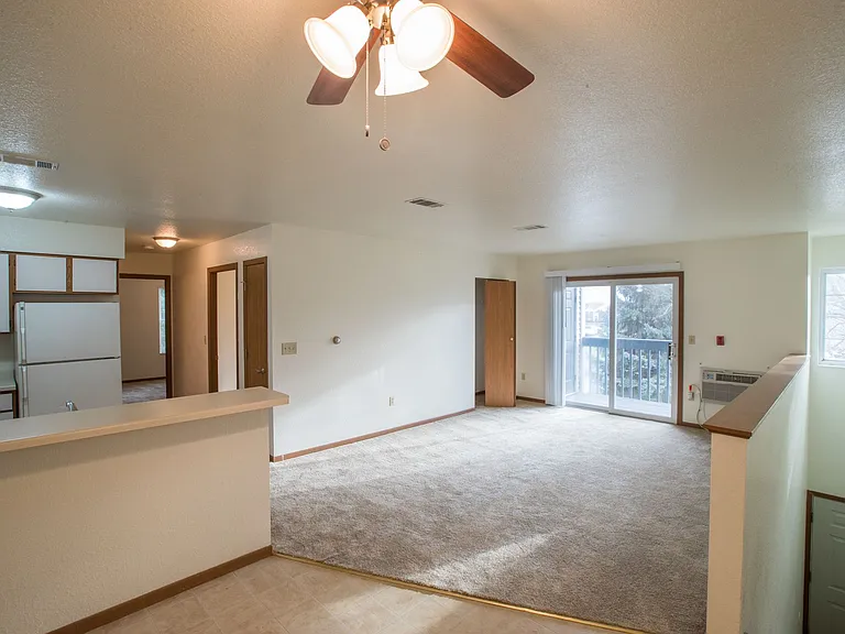 Jackson Farm Apartments — Photo 7