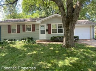 1323 Alabama Ln, Ames, IA 50014