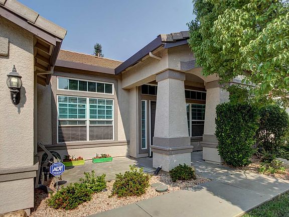 2nd image of 9275 Crosscourt Way