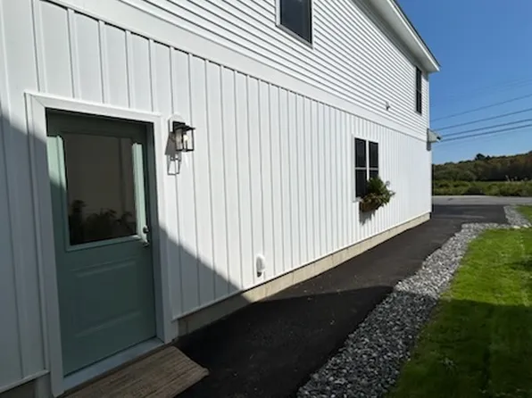 38 Plaisted Rd, York, ME 03909