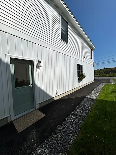 38 Plaisted Rd Photo 1