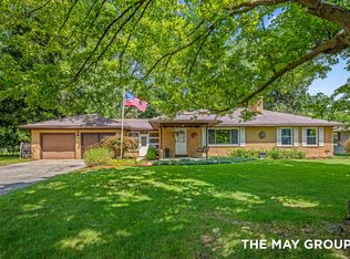 1515 Lancashire Dr SE, Grand Rapids, MI 49508