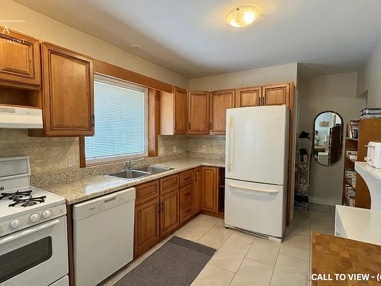 2 Oswald Ave #3 — Photo 2