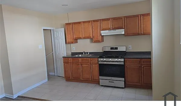 1707 Scattergood St — Photo 12