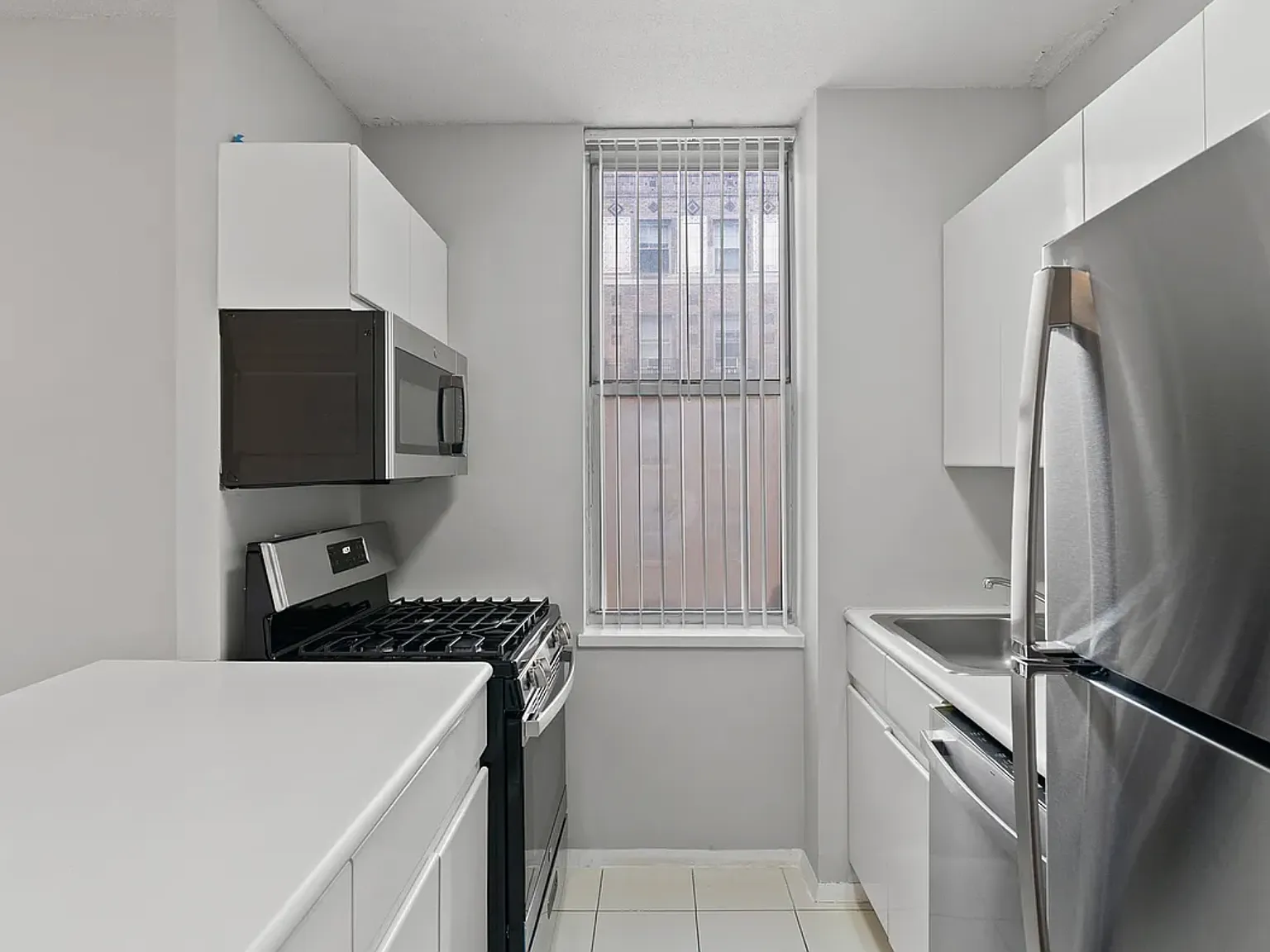516 West 112th Street — Photo 2