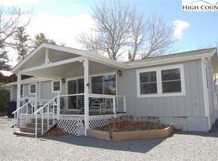 29 Thorn Wood Loop, Newland, NC 28657