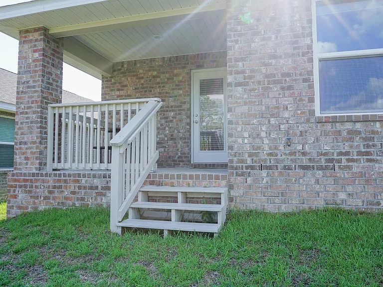 4703 Airmen Dr — Photo 40