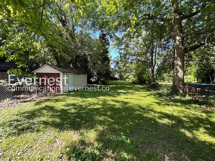 2022 McLaran Ave — Photo 20