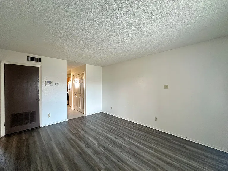 1304 Quail Cir — Photo 24