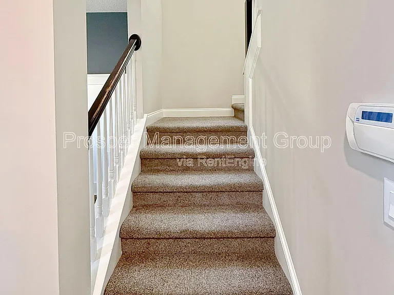 578 Carters Grove Rd — Photo 14