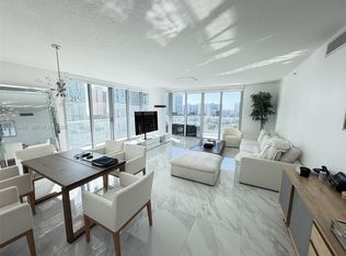 Parque Towers, Sunny Isles Beach, FL 33160