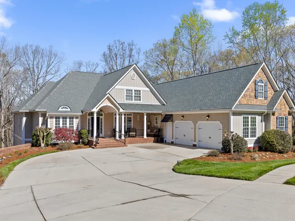 56 Saddle Brooke Ln, Rock Spring, GA 30739