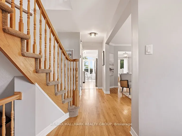 1542 Tonilee Dr — Photo 5