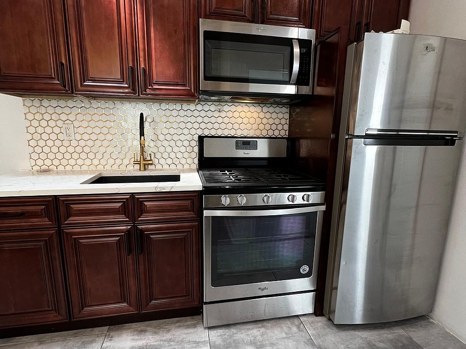 1st image of 4370 De Reimer Ave #2